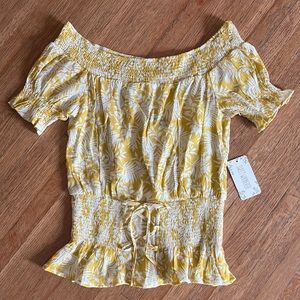 NWT Sweet Wanderer top